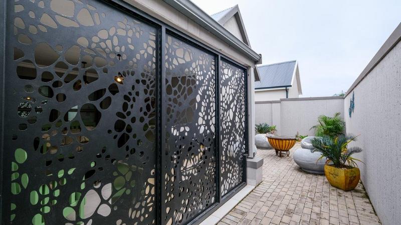 4 Bedroom Property for Sale in Blue Mountain Village Western Cape